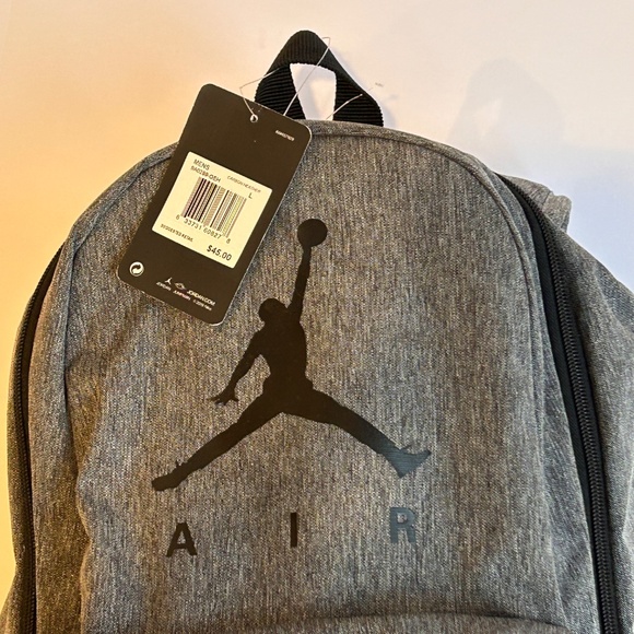 NIKE AIR JORDAN JUMPMAN BACKPACK - Picture 5 of 9